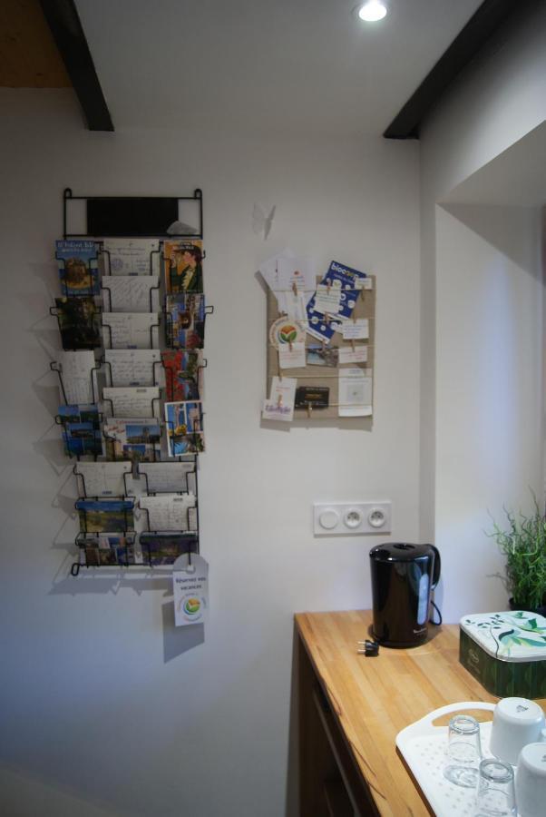 Le Bourguet Bed & Breakfast ซอลลิเอส-ปองต์ ภายนอก รูปภาพ